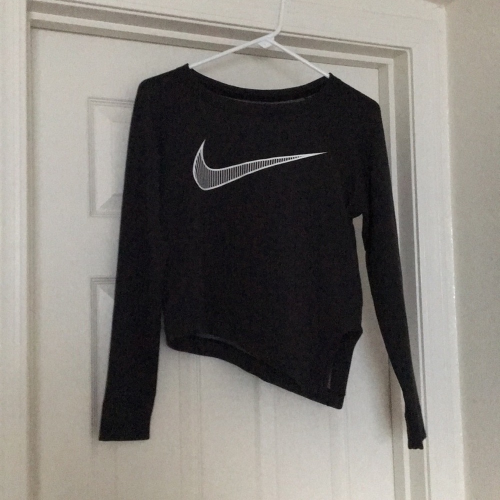 Tapered Nike Crop Sweatshirt